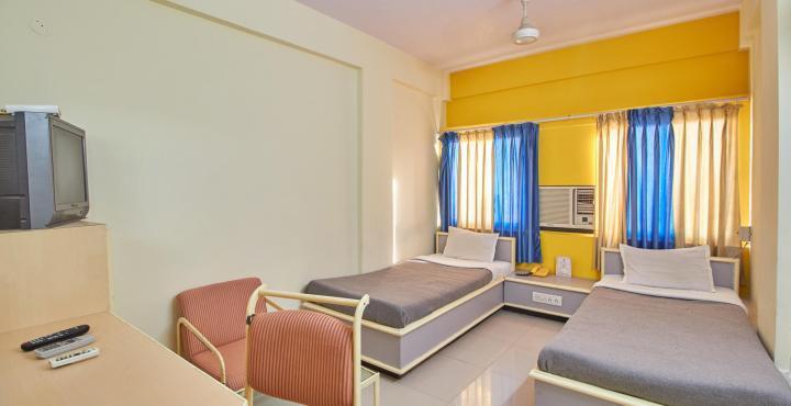Hotel Aditya Radźkot Zewnętrze zdjęcie