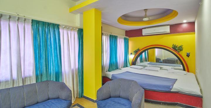 Hotel Aditya Radźkot Zewnętrze zdjęcie